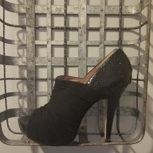 Vince camuto platform heels